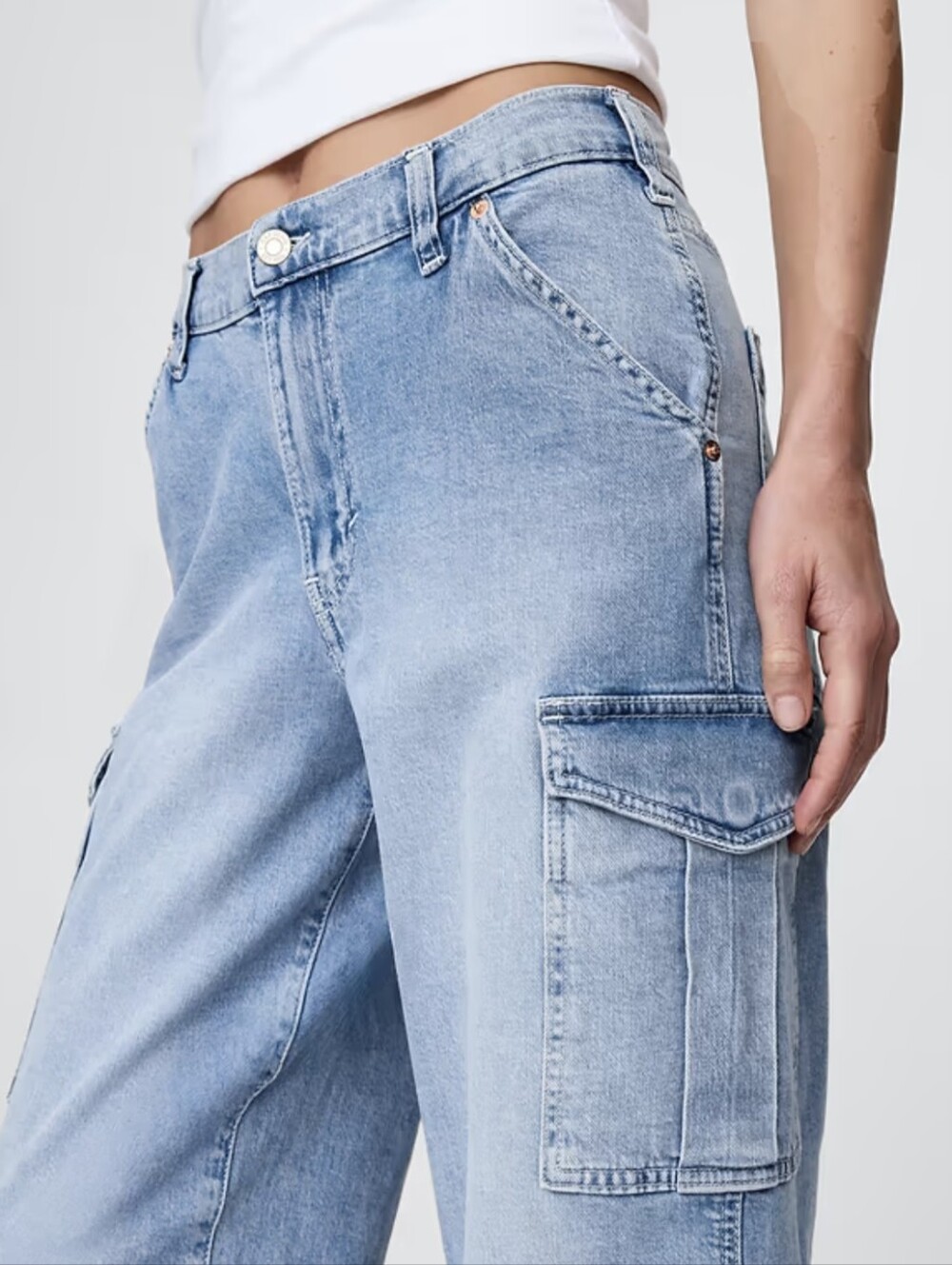GAP Mid Rise 90s Loose Cargo Slouch Jeans Size 26 / 2 Short